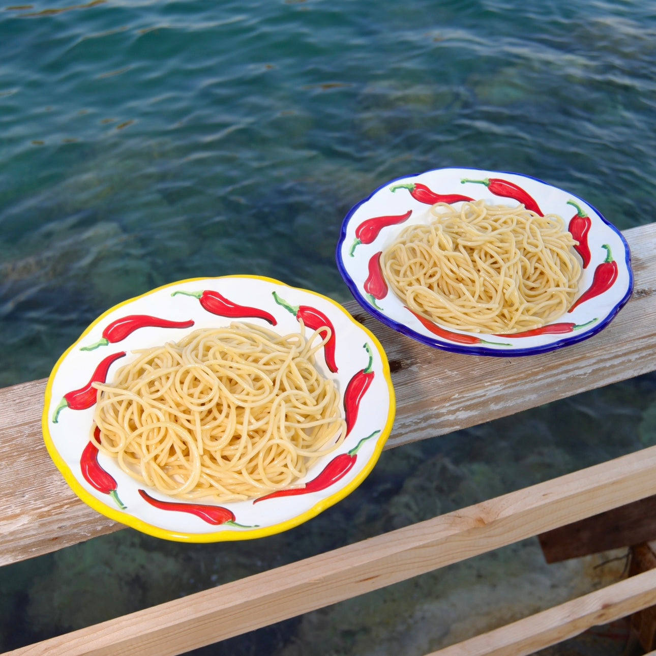 YELLOW & BLUE CHILLI